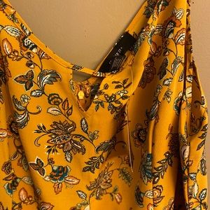 Bright Gold NWT Forever 21 size 2x jumper